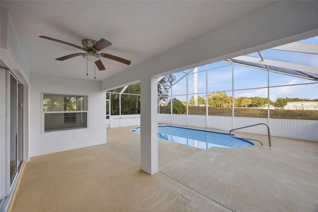 6302 SILVER OAKS DRIVE, Zephyrhills, FL 33542