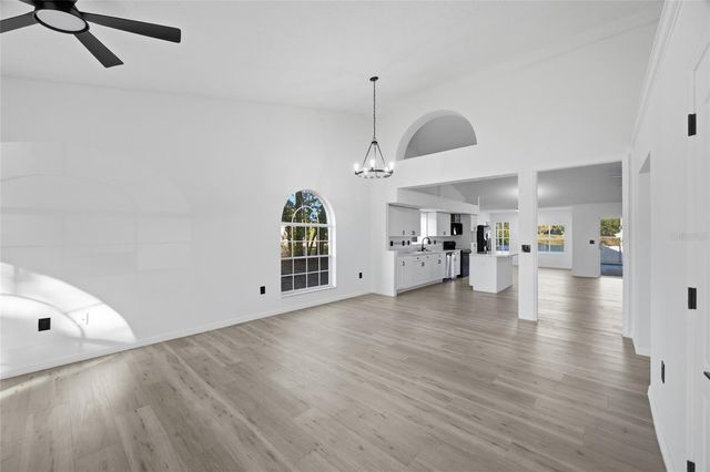 6302 SILVER OAKS DRIVE, Zephyrhills, FL 33542