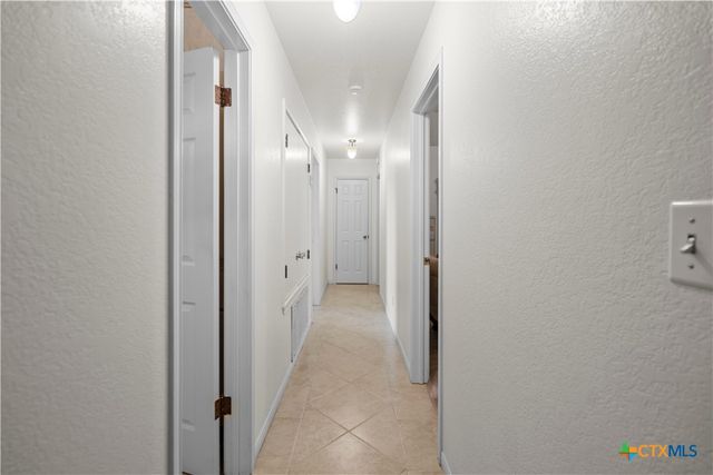 532 Whispering Oaks Drive, Copperas Cove, TX 76522