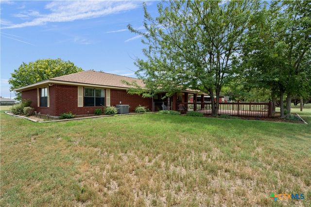 532 Whispering Oaks Drive, Copperas Cove, TX 76522