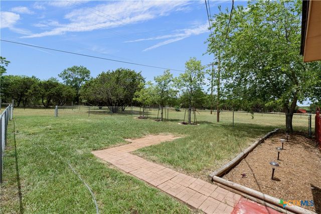 532 Whispering Oaks Drive, Copperas Cove, TX 76522
