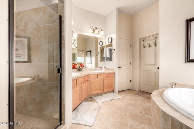 25617 W QUAILS NEST Lane, Wittmann, AZ 85361