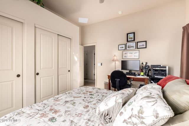 25617 W QUAILS NEST Lane, Wittmann, AZ 85361