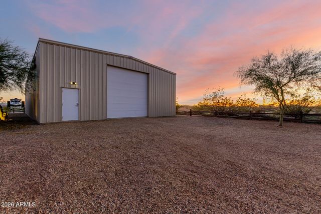 25617 W QUAILS NEST Lane, Wittmann, AZ 85361