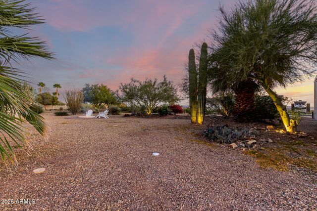 25617 W QUAILS NEST Lane, Wittmann, AZ 85361