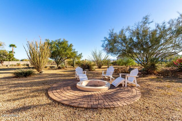 25617 W QUAILS NEST Lane, Wittmann, AZ 85361