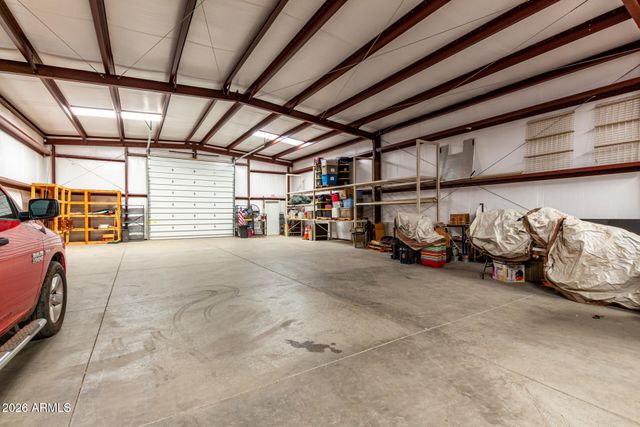 25617 W QUAILS NEST Lane, Wittmann, AZ 85361