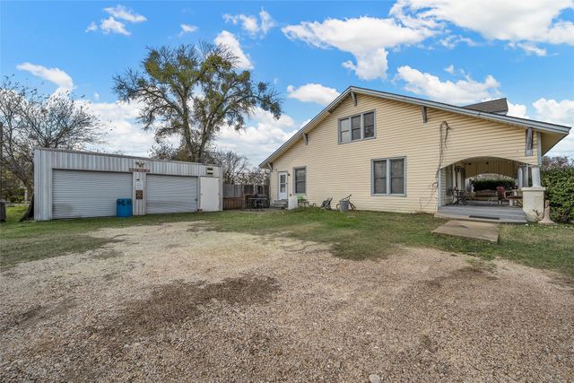 306 S Cleveland, Meridian, TX 76665