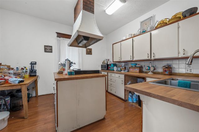 306 S Cleveland, Meridian, TX 76665