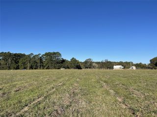 930 Jones Road, New Waverly, TX 77358