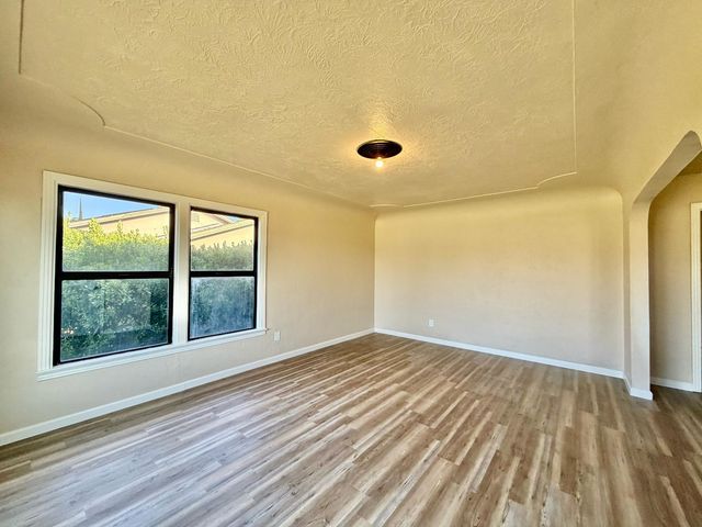 861 Fir Ave, Atwater, CA 95301
