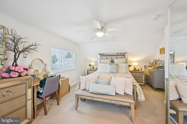 45 NICKELHILL LN, Levittown, PA 19054