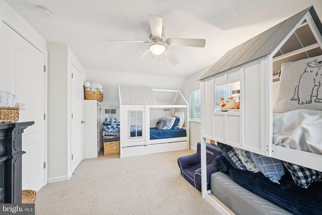 45 NICKELHILL LN, Levittown, PA 19054