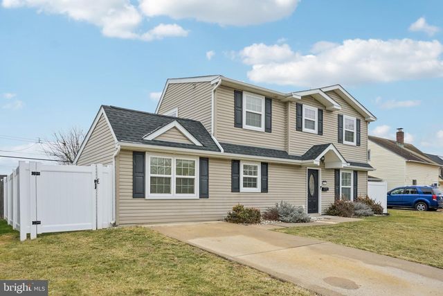 45 NICKELHILL LN, Levittown, PA 19054