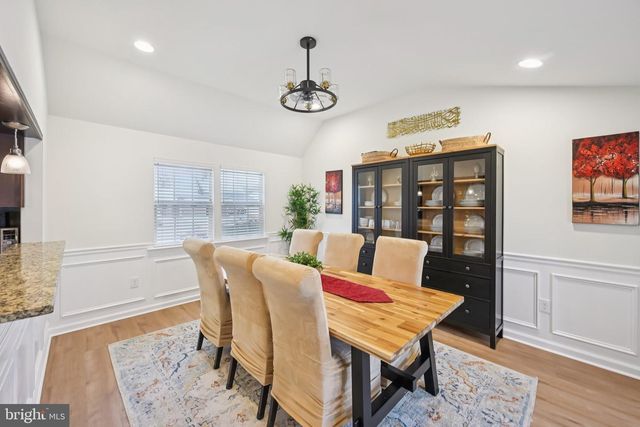 45 NICKELHILL LN, Levittown, PA 19054