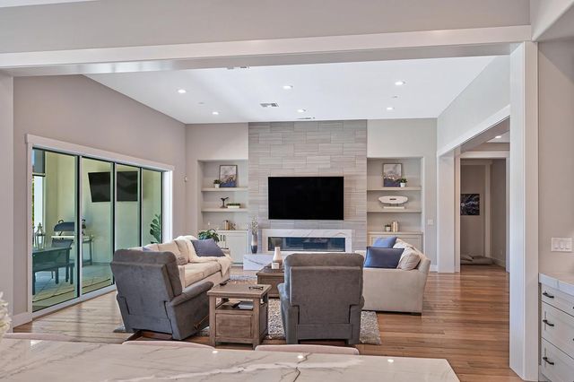 806 Fallen Log Ct, Rocklin, CA 95765