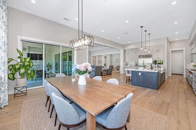 806 Fallen Log Ct, Rocklin, CA 95765