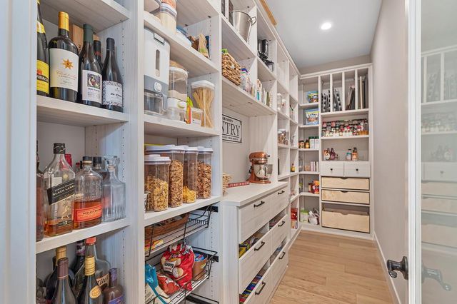 806 Fallen Log Ct, Rocklin, CA 95765
