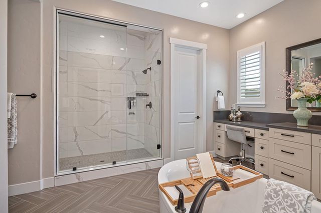 806 Fallen Log Ct, Rocklin, CA 95765
