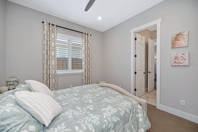 806 Fallen Log Ct, Rocklin, CA 95765