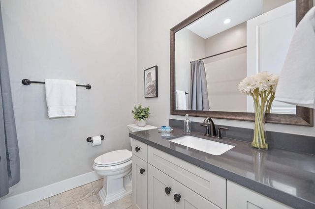 806 Fallen Log Ct, Rocklin, CA 95765