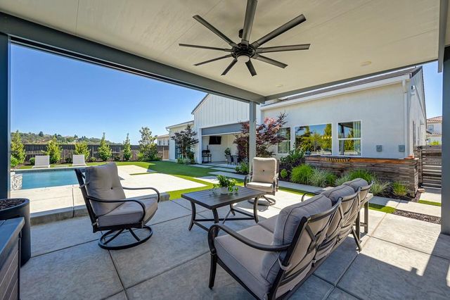 806 Fallen Log Ct, Rocklin, CA 95765