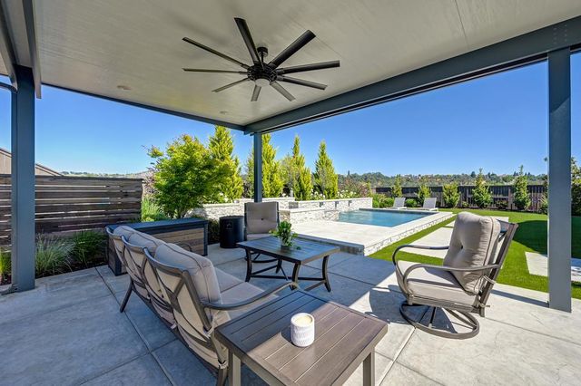806 Fallen Log Ct, Rocklin, CA 95765