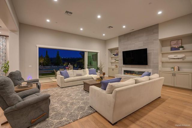 806 Fallen Log Ct, Rocklin, CA 95765