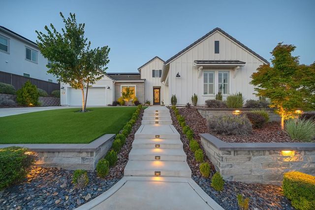806 Fallen Log Ct, Rocklin, CA 95765