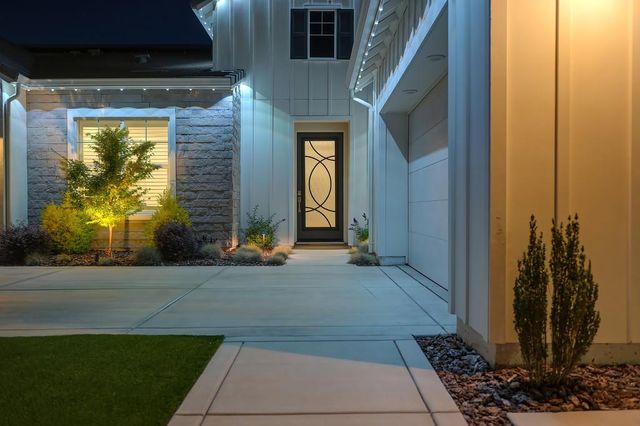 806 Fallen Log Ct, Rocklin, CA 95765