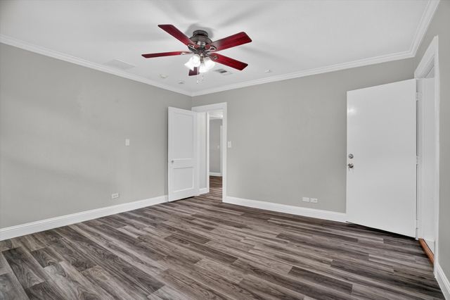 2512 Marigold Avenue, Fort Worth, TX 76111