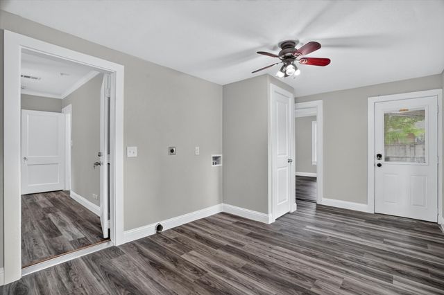 2512 Marigold Avenue, Fort Worth, TX 76111
