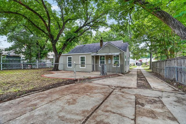2512 Marigold Avenue, Fort Worth, TX 76111