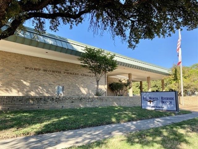 2512 Marigold Avenue, Fort Worth, TX 76111