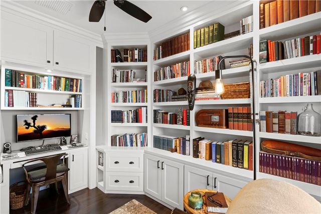 8148 Emerson Avenue, Yucca Valley, CA 92284