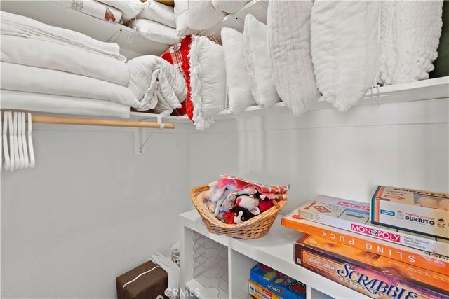 8148 Emerson Avenue, Yucca Valley, CA 92284