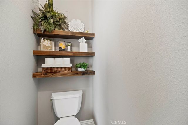 8148 Emerson Avenue, Yucca Valley, CA 92284