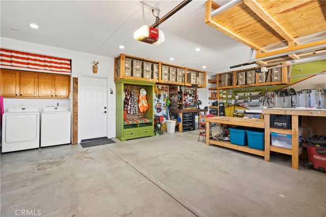 8148 Emerson Avenue, Yucca Valley, CA 92284