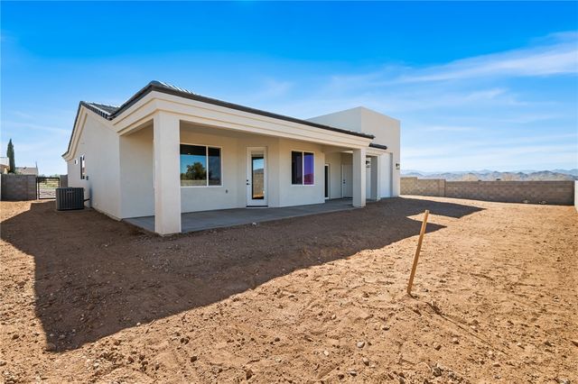 7575 E Towago Drive, Kingman, AZ 86401