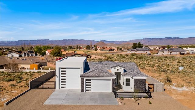 7575 E Towago Drive, Kingman, AZ 86401