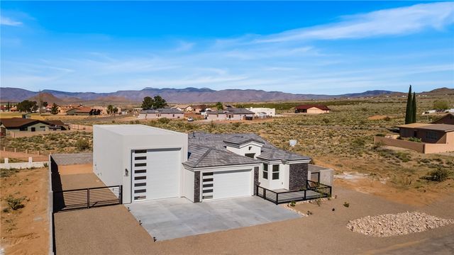 7575 E Towago Drive, Kingman, AZ 86401