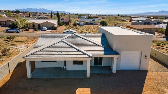 7575 E Towago Drive, Kingman, AZ 86401