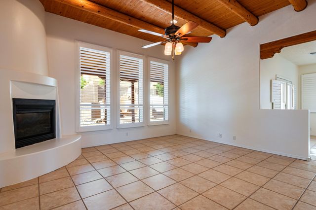 5120 Pyrite Place NW, Albuquerque, NM 87114