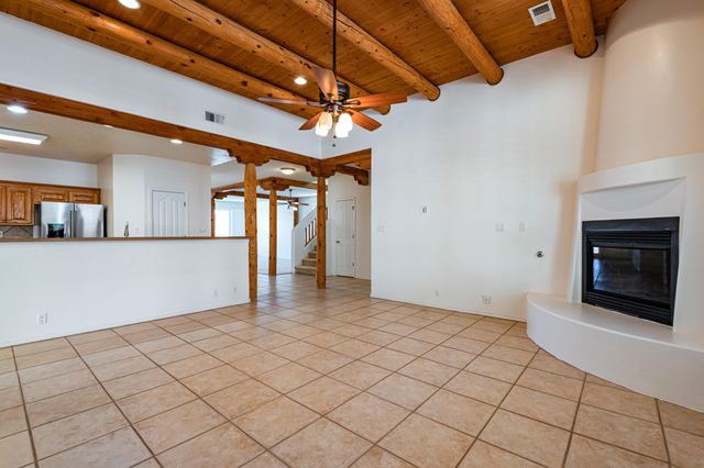 5120 Pyrite Place NW, Albuquerque, NM 87114