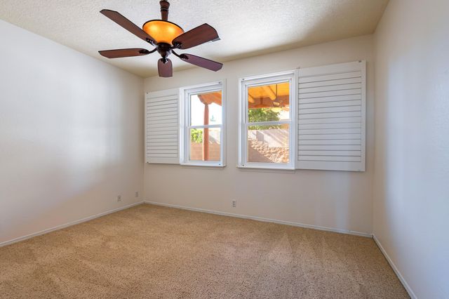 5120 Pyrite Place NW, Albuquerque, NM 87114