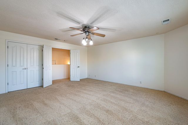 5120 Pyrite Place NW, Albuquerque, NM 87114