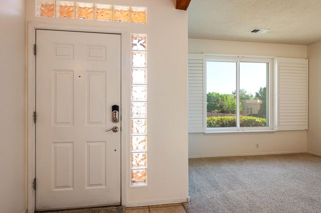 5120 Pyrite Place NW, Albuquerque, NM 87114