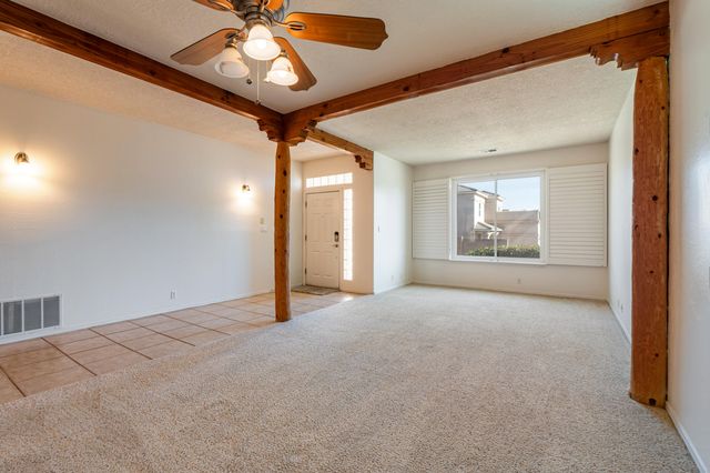 5120 Pyrite Place NW, Albuquerque, NM 87114