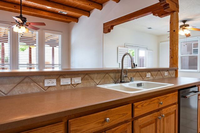 5120 Pyrite Place NW, Albuquerque, NM 87114