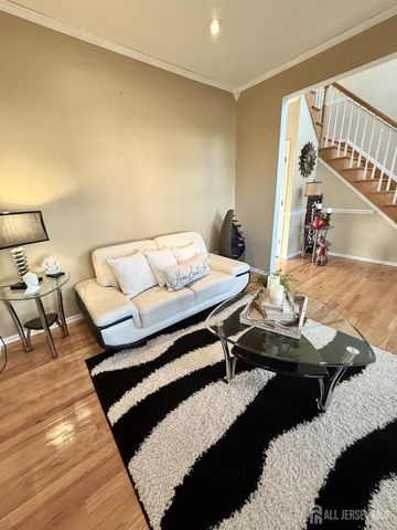 127 Disbrow Road, Old Bridge, NJ 07747